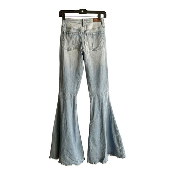 Shyanne Jeans Women 26 Long Super Flare Distressed Bell Bottom Western jeans - Picture 3 of 11
